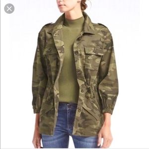 Banana Republic Field Utility Olive Green Camo Jacket (size S)
